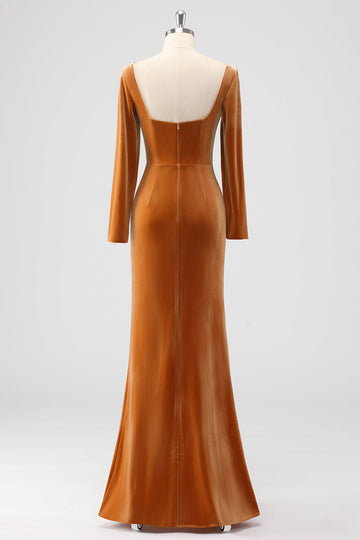 Fourreau marron col carré velours manches longues robe longue demoiselle d’honneur